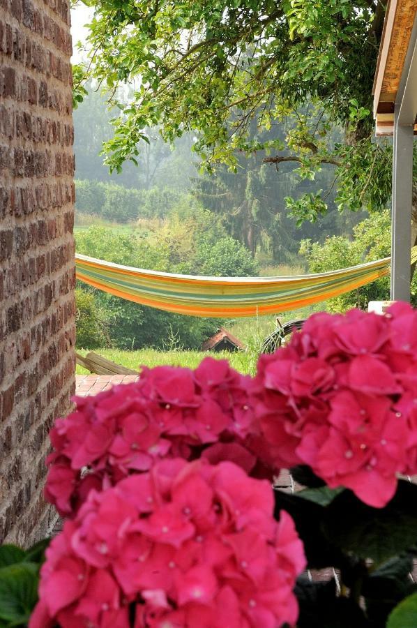 Boerderaaj Bed & Breakfast Bilzen Bagian luar foto